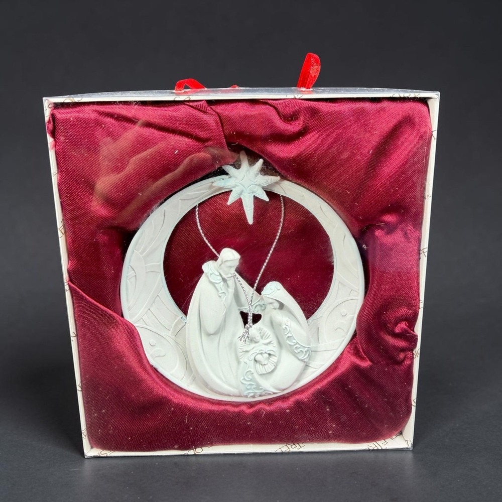 AppleTree Design Holy Family Nativity Christmas Ornament White Resin NEW W TAG